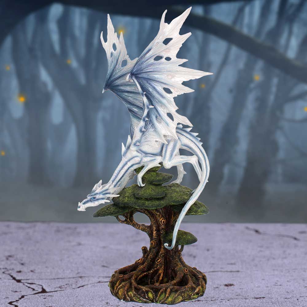 Sapiens white dragon figurine displayed in fantasy setting