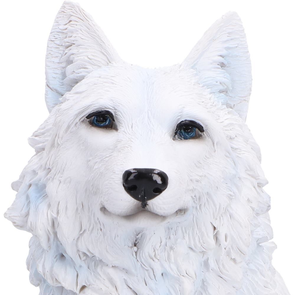 Arctic Bond white wolf figurine face detail