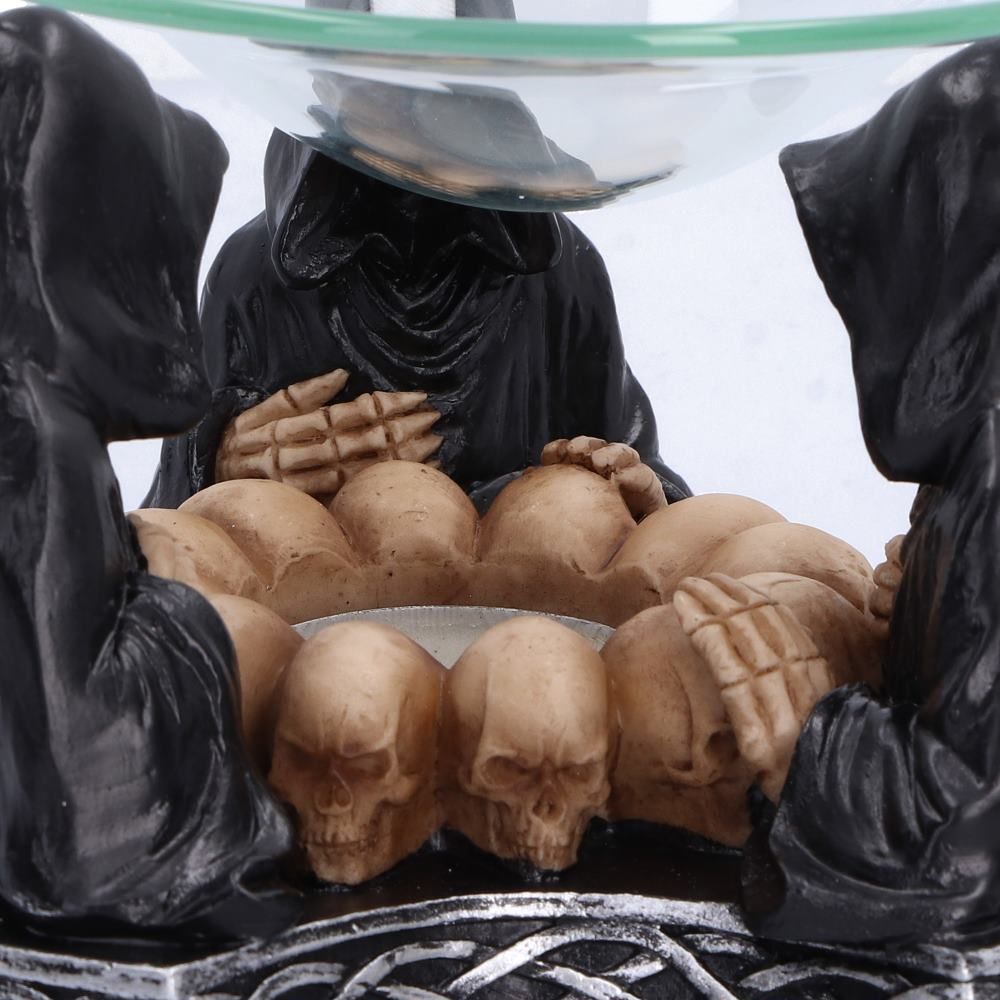 Reaper Oil Burner with detailed skull ring