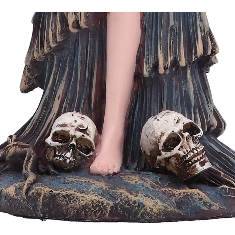 Maveth gothic angel and skull figurine by Nemesis Now base detail