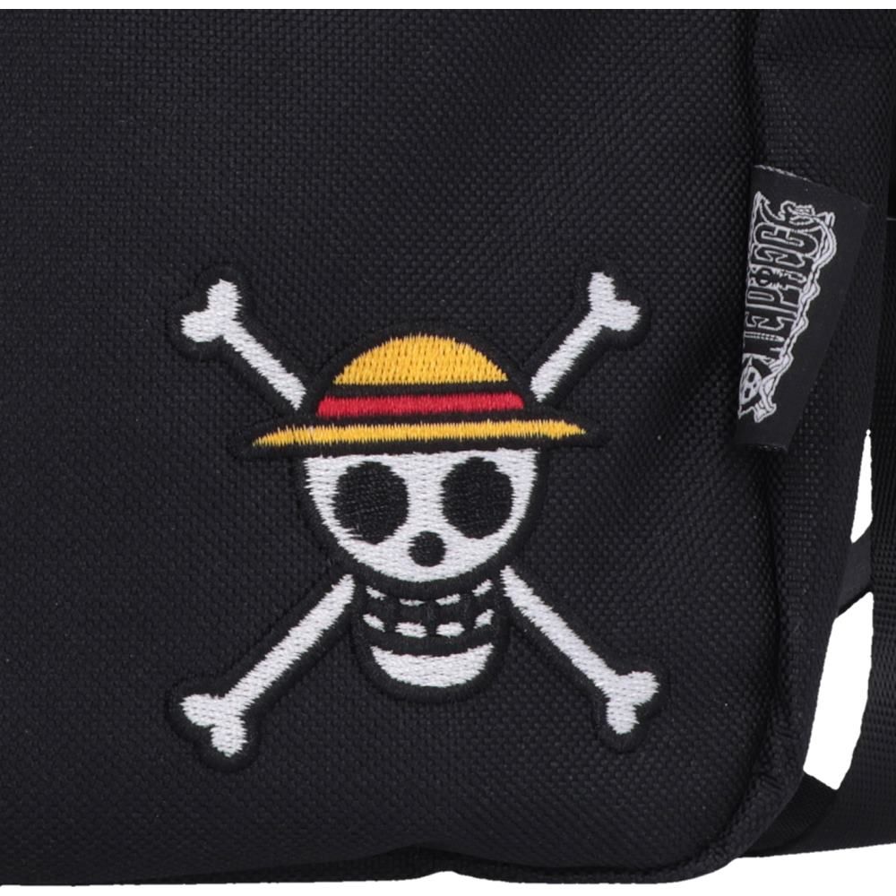 One Piece Straw Hat Pirates Jolly Roger bag detail