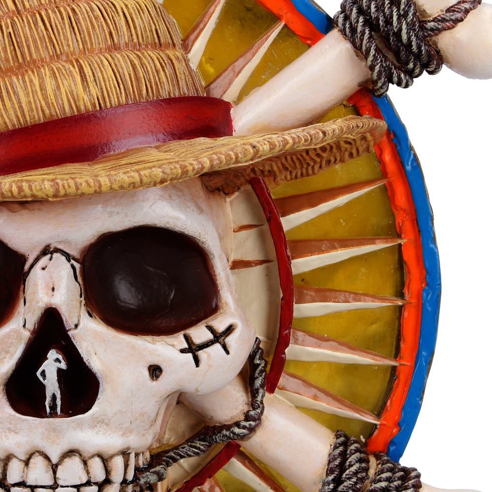 Luffy Jolly Roger skull LED lamp detail