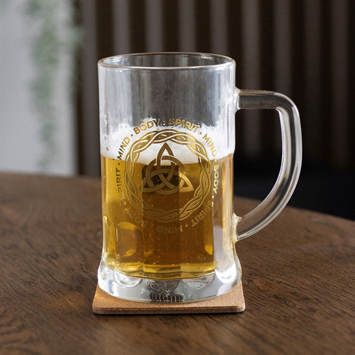 Celtic triquetra knot glass beer tankard with coaster