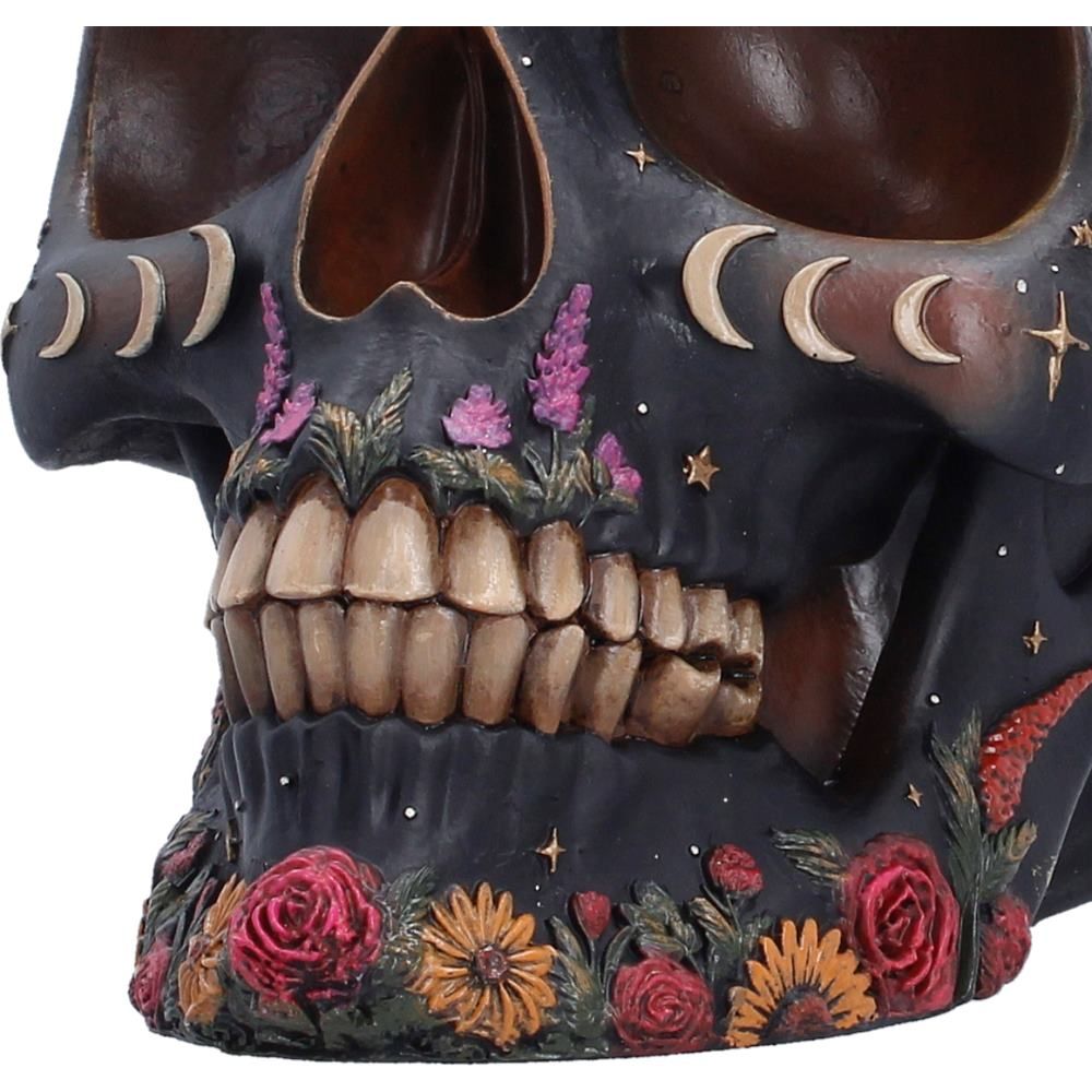 Close-up of Spirit Board Bloom Skull face and painted teeth