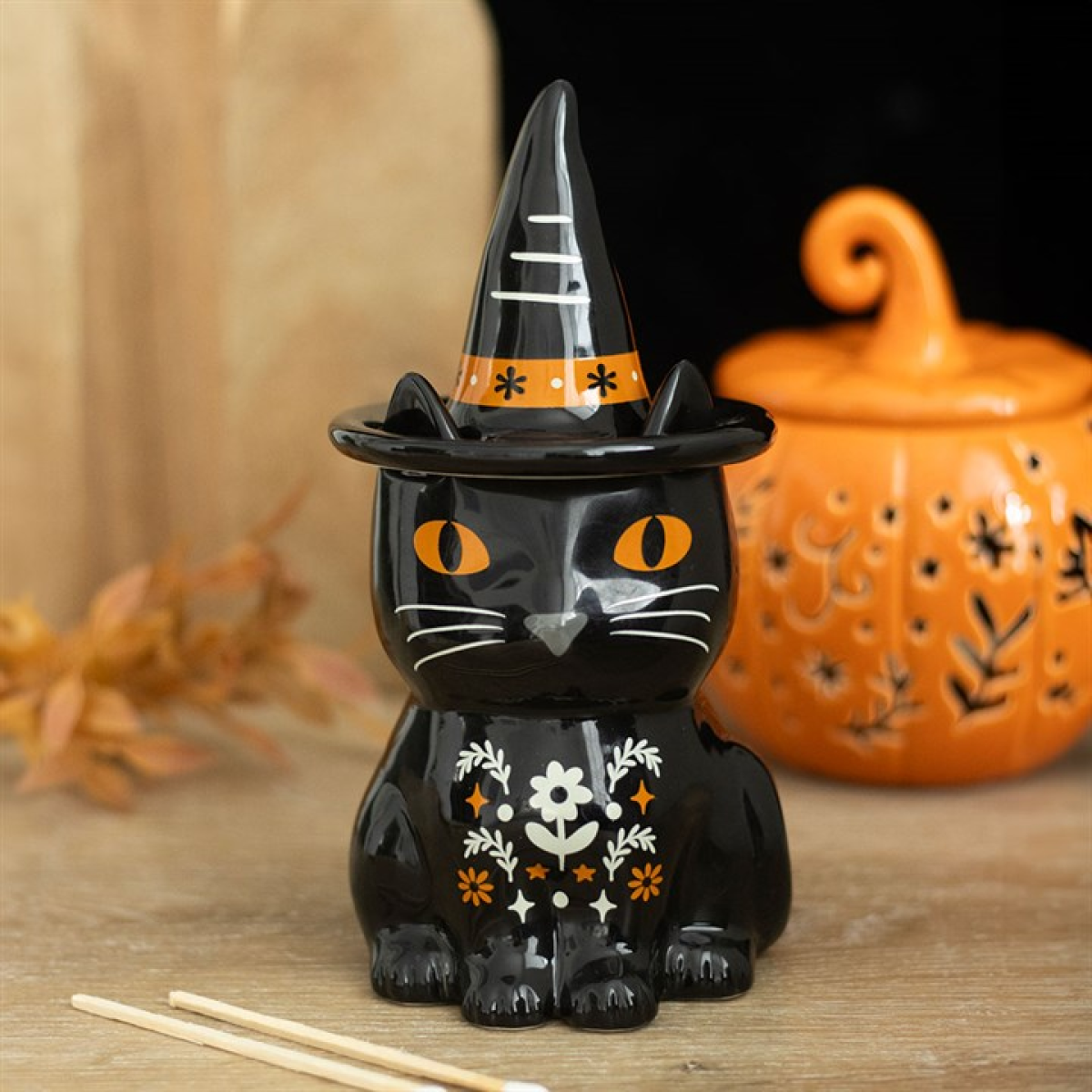 Frightful Folk black cat oil burner with witch hat