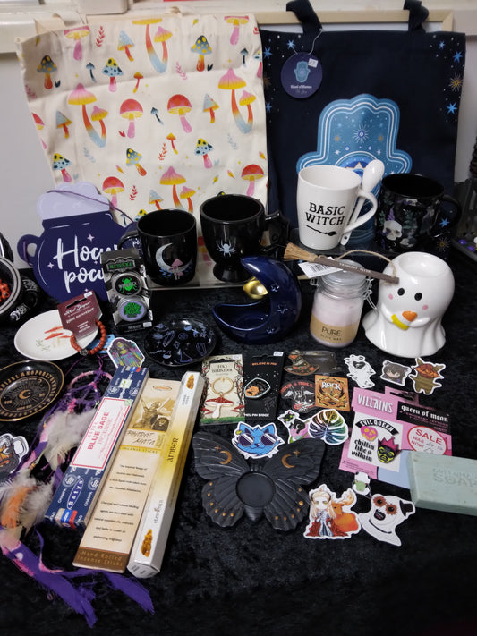 Twisted Mystery Scoop – Alternative Gifts