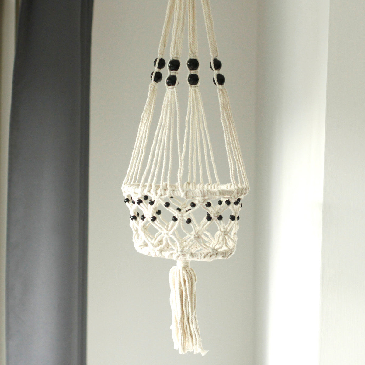 Macrame plant pot holder
