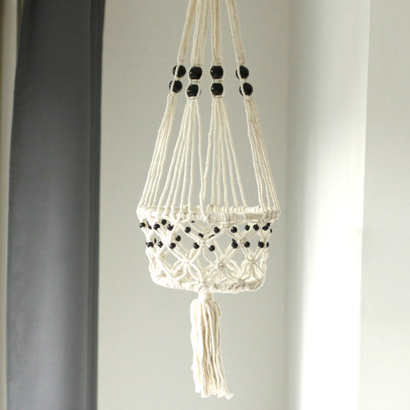 Macrame plant pot holder